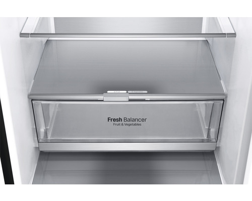 Koelkast interieur met vershouder voor groenten en fruit