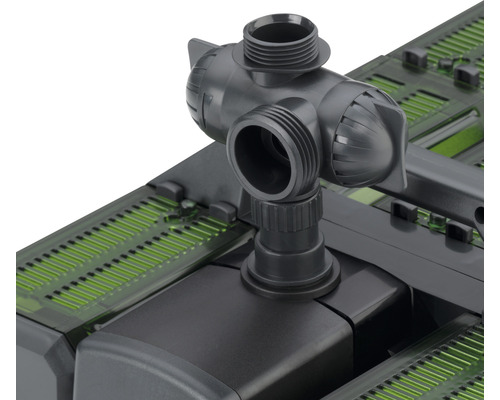Aquariumfilter met aansluitingen voor slangen
