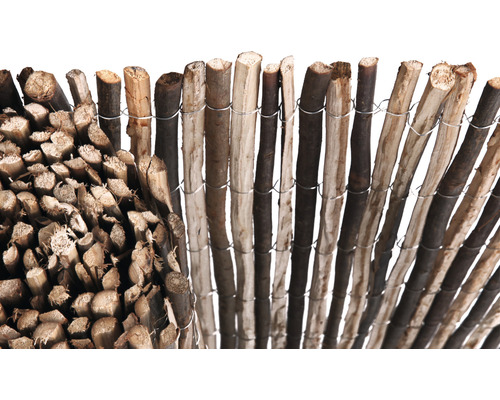 Houten schuttingrol van natuurlijke materialen