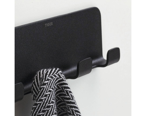 Tiger Logo kapstok met sjaal