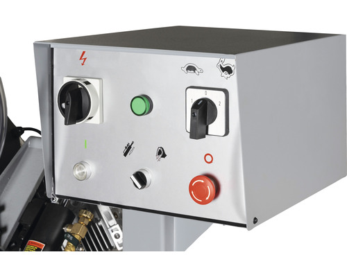 Bedieningspaneel van een machine met schakelaars, knoppen en symbolen