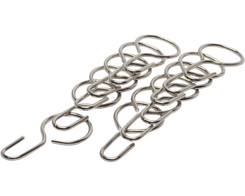 Twee metalen kettingen met haken om op te hangen