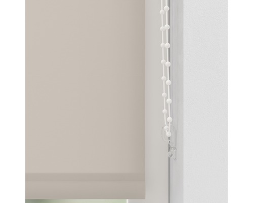 Beige rolgordijnen met kettingbediening