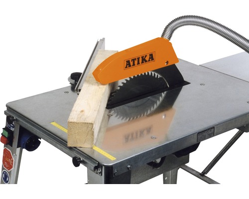 Atika tafelcirkelzaag met houten werkstuk
