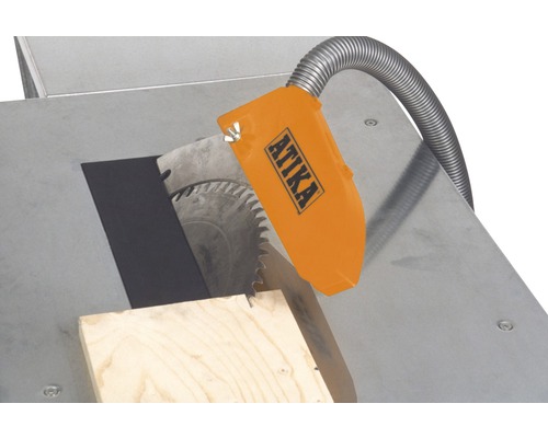 Atika tafelcirkelzaag met zaagbladbeschermer en stuk hout