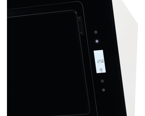 Detailopname van een afzuigkap met digitale display