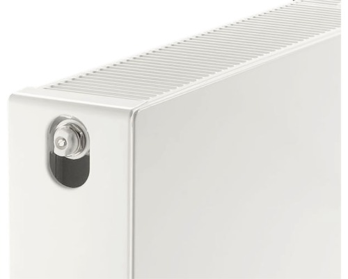 Detailopname van een radiator met ontluchtingsventiel