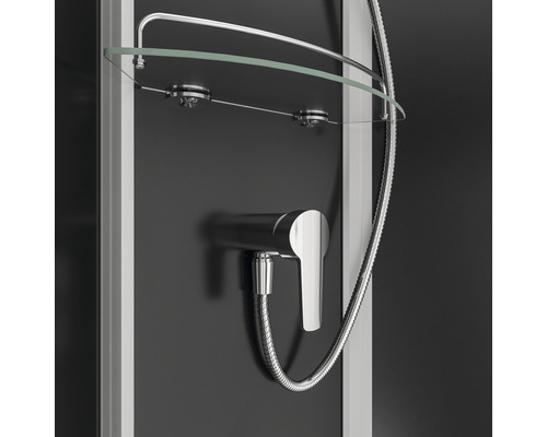 Douche met planchet, kraan en doucheslang