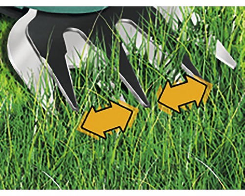 Tuinschaar die gras snijdt met pijlen