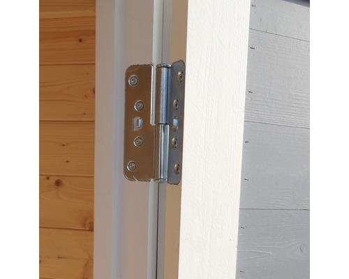 Metalen deurscharnier op een houten deur