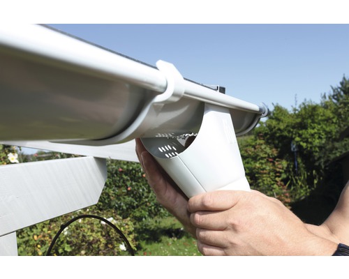 Installatie van een regenpijpafvoersysteem