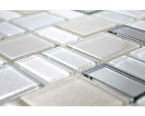 Close-up van glazen mozaïektegels