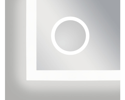 Detailopname van een spiegel met ledverlichting