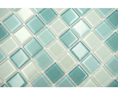 Close-up van vierkante glazen mozaïektegels