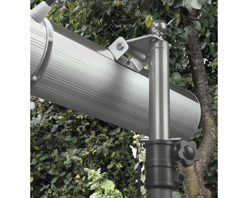 Terrasverwarmer gemonteerd op een statief
