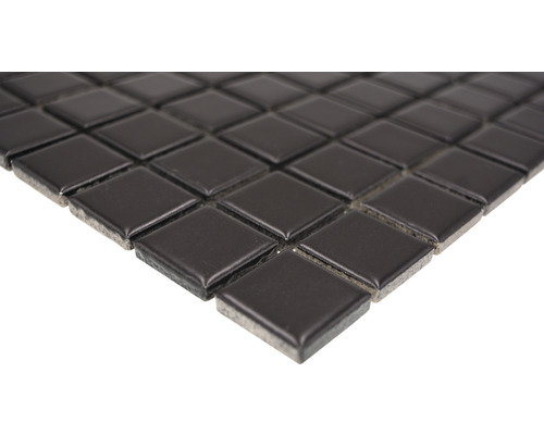 Keramische mozaïektegel met vierkante elementen