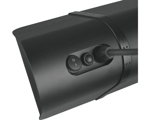 Detail van een zwarte onderbouwlamp met schakelaar en kabel