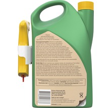 Plantbeschermingsmiddel in groene fles met gele sproeikop