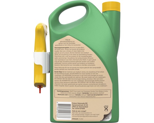 Plantbeschermingsmiddel in groene fles met gele sproeikop