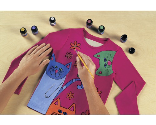 Beschilderd T-shirt met kattenmotieven en textielverf