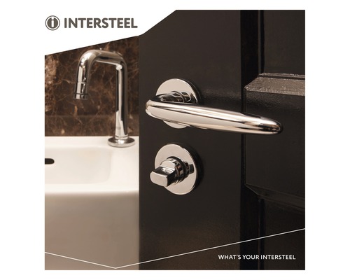 Intersteel Logo. Interieur van een badkamer met een kraan, een wastafel en een deurgarnituur met draaiknop.