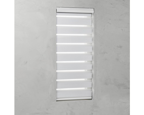 Duo rolgordijn voor raam voor lichtregeling