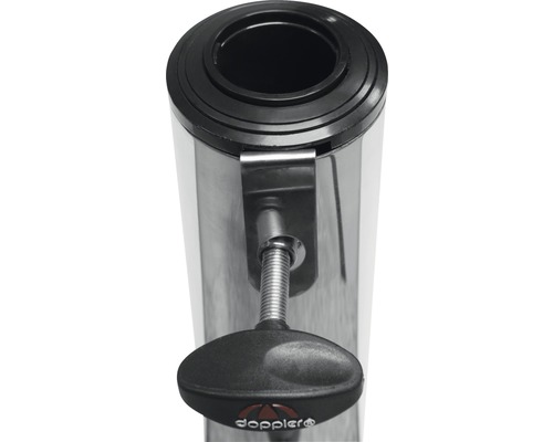 Detailaanzicht van een parasolvoet met stelschroef en Doppler logo