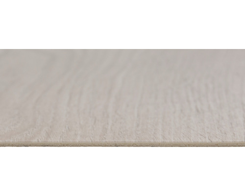 Close-up van een vinyl vloerplaat met houtlook