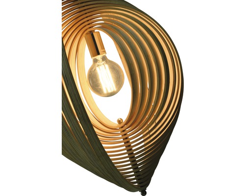 Decoratieve hanglamp met houten elementen en een gloeilamp
