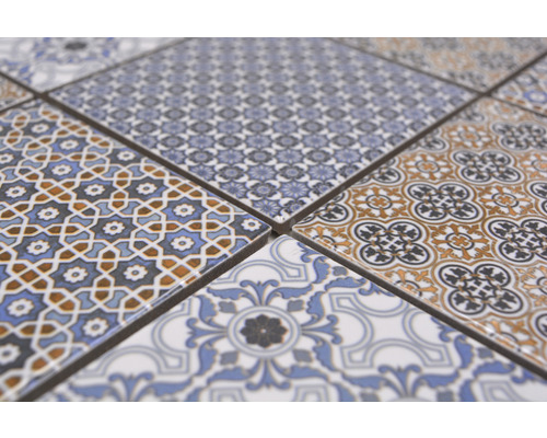 Patroon van gedecoreerde tegels