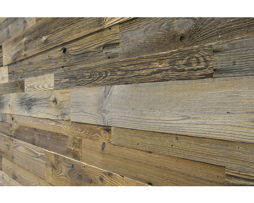 Houten wandbekleding van oud hout