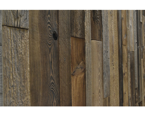 Close-up van een wandbekleding gemaakt van houten panelen