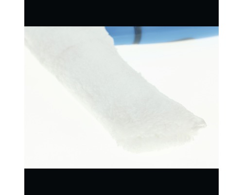 Detail van een radiatorenreinigingsborstelkop van textielmateriaal