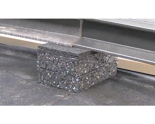 Rubbergraanblok als basis voor terrasconstructie