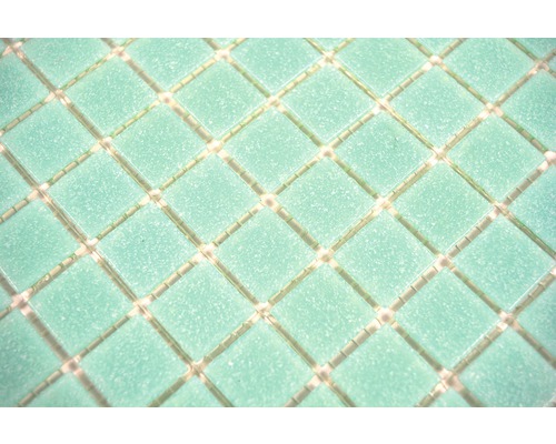 Mozaïektegels van glas op een net