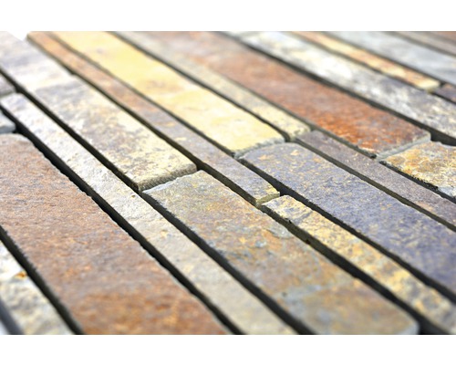 Detailopname van wandbekleding van natuursteen
