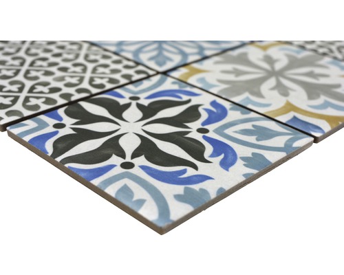 Decoratieve tegels met verschillende patroontekeningen.