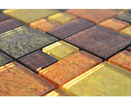 Close-up van glazen mozaïektegels