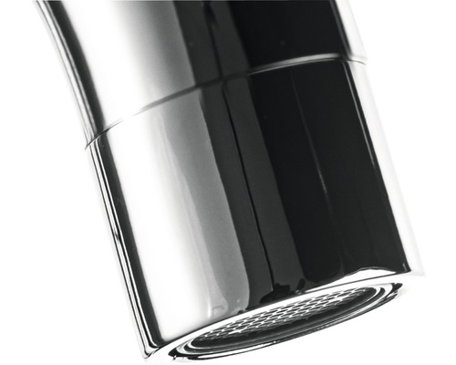 Detailopname van een kraan met perlator