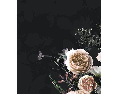 Bloembehang met rozen en bladeren op een donkere achtergrond