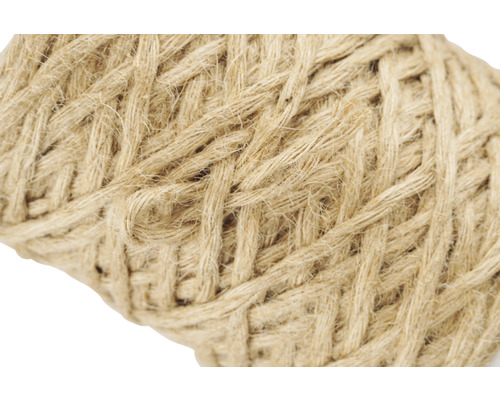 Close-up van een baal bindgaren van natuurlijke vezels