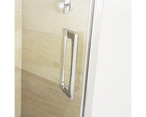 Detail van een douchecabinedeurklink