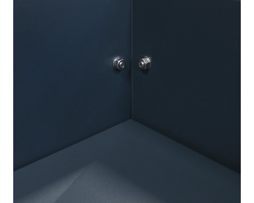 Detailaanzicht van een hoek met twee bevestigingsschroeven