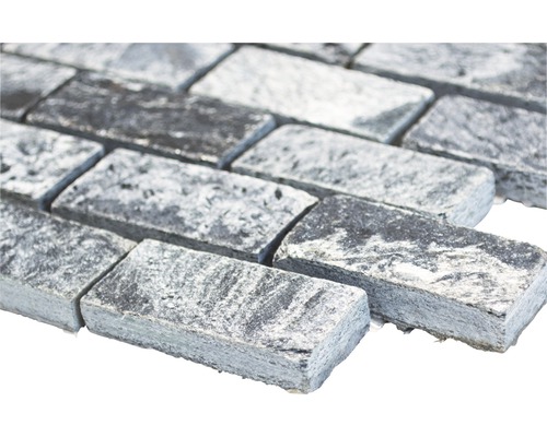 Mozaïektegel van natuursteen in baksteenverband