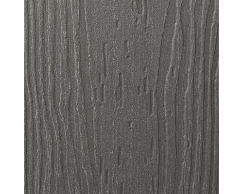 Close-up van een kunststof terrasplank met houten structuur
