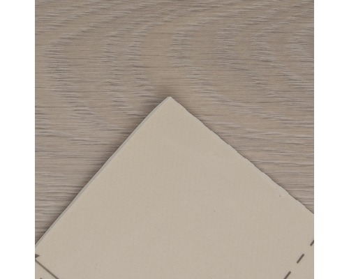 Vierkante vloertegel op houten vloer