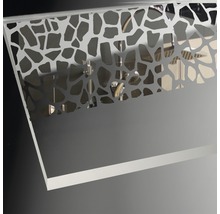 Decoratief glas met een ornamentaal patroon