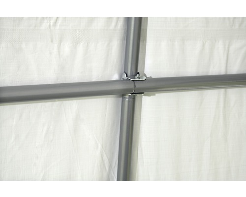 Detail van een metalen buisverbinding voor een tent