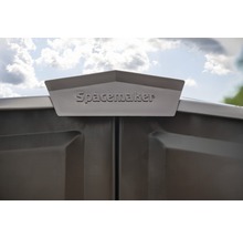 Spacemaker logo op een tuinhuis