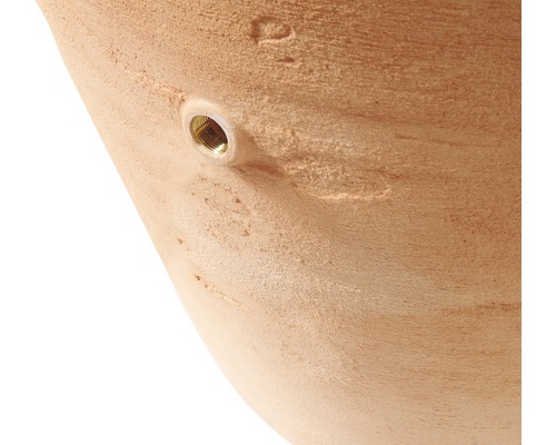 Detailopname van een plantenbak met schroefdraadinsert